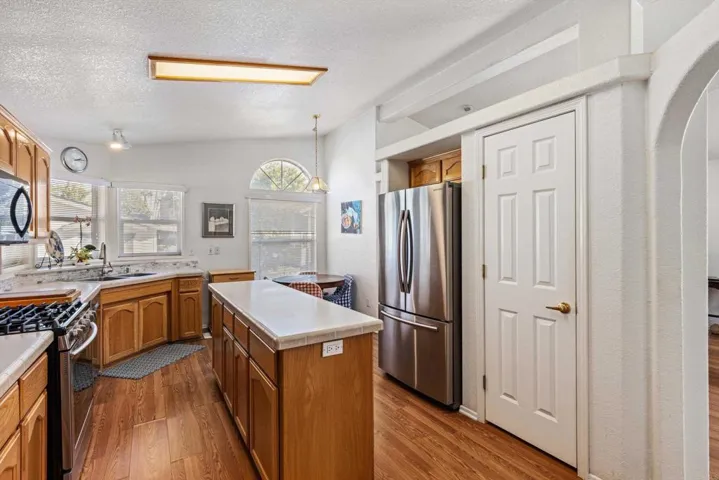 525 W El Norte Pkwy 116, Escondido, California 92026