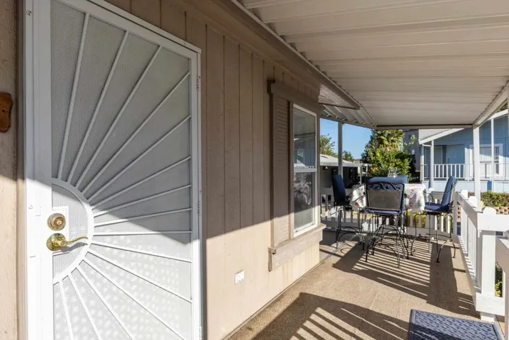 525 W El Norte Pkwy 116, Escondido, California 92026