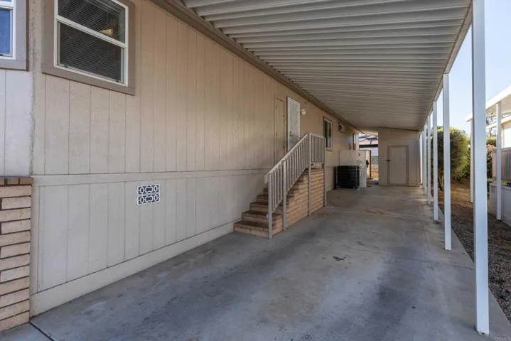 525 W El Norte Pkwy 116, Escondido, California 92026