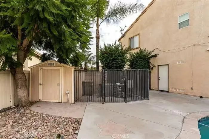 14037 Hollywood Ave, Eastvale, California 92880 home-pic-45