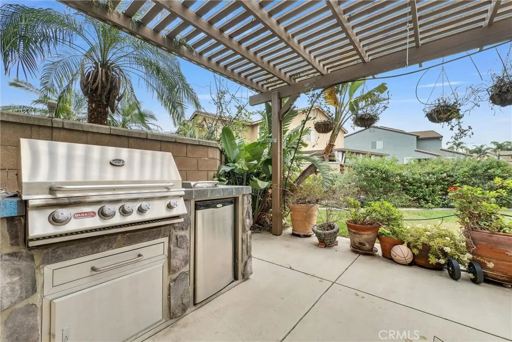14037 Hollywood Ave, Eastvale, California 92880 home-pic-40