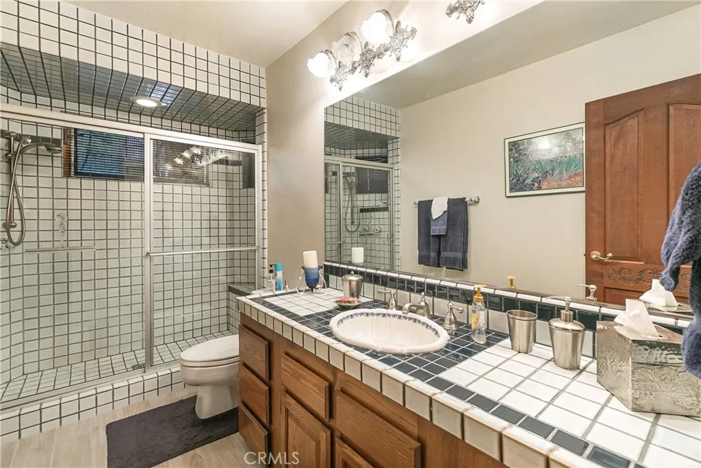 27421 Cedarwood Drive, Lake Arrowhead, California 92352 home-pic-26