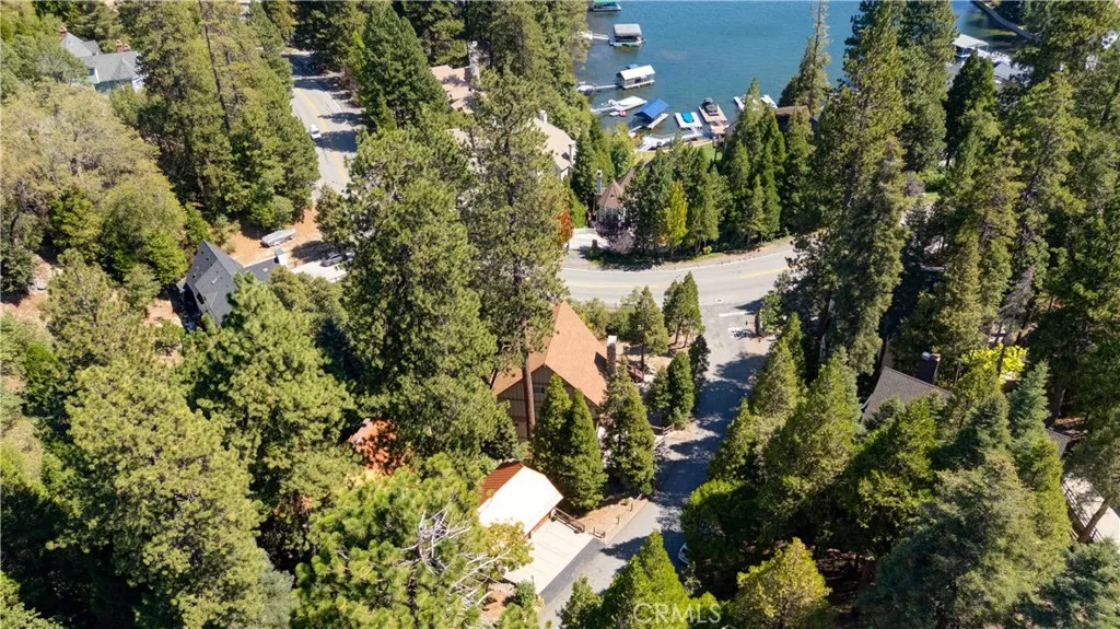27421 Cedarwood Drive, Lake Arrowhead, California 92352 home-pic-39