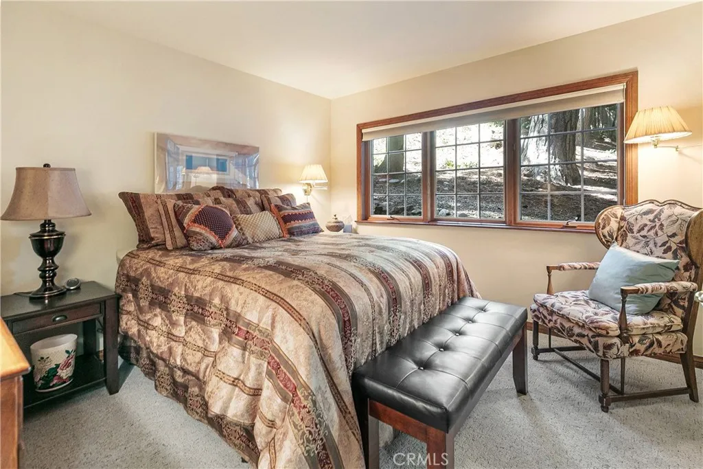 27421 Cedarwood Drive, Lake Arrowhead, California 92352 home-pic-24