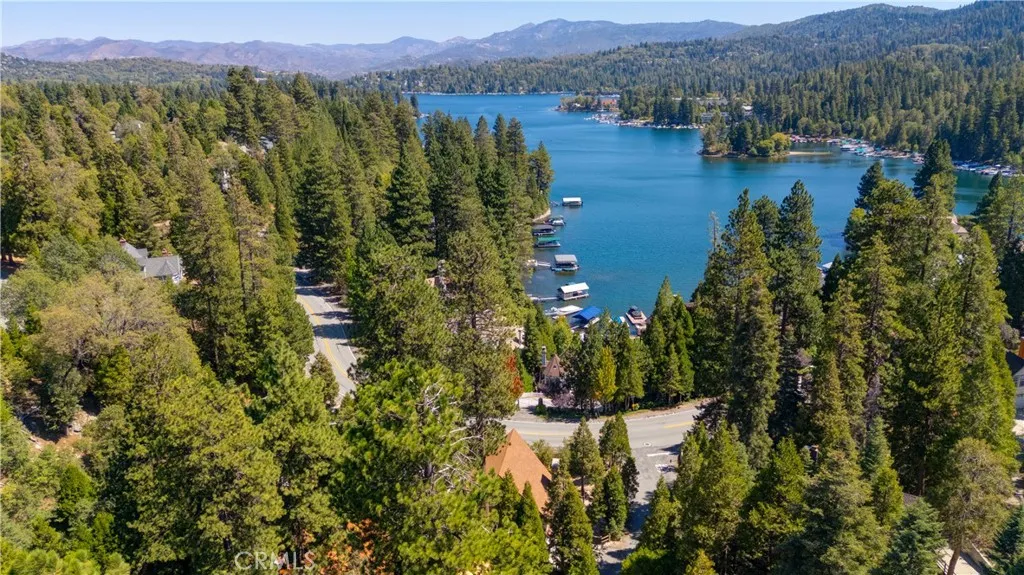27421 Cedarwood Drive, Lake Arrowhead, California 92352 home-pic-40