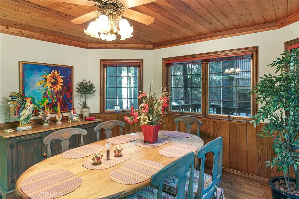 27421 Cedarwood Drive, Lake Arrowhead, California 92352 home-pic-34