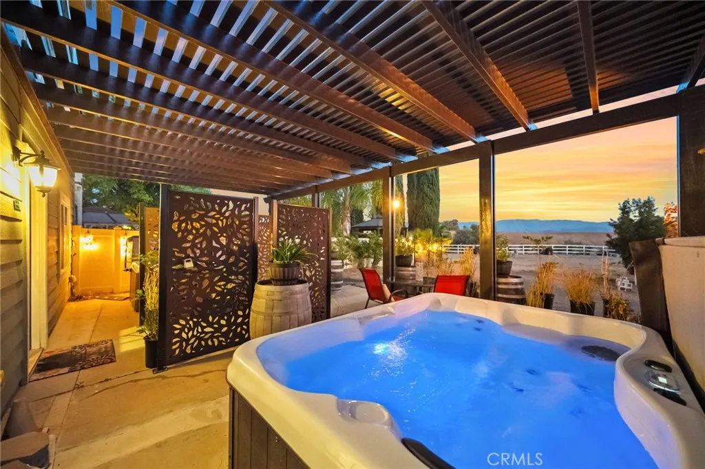 36350 Calle Poco, Temecula, California 92592 home-pic-15