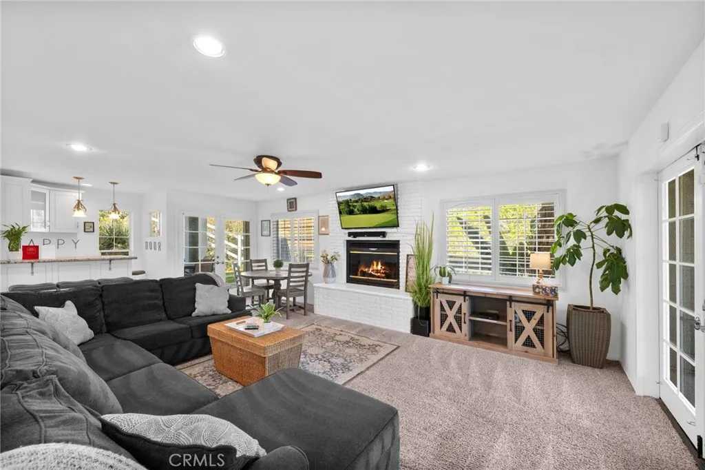 36350 Calle Poco, Temecula, California 92592 home-pic-25