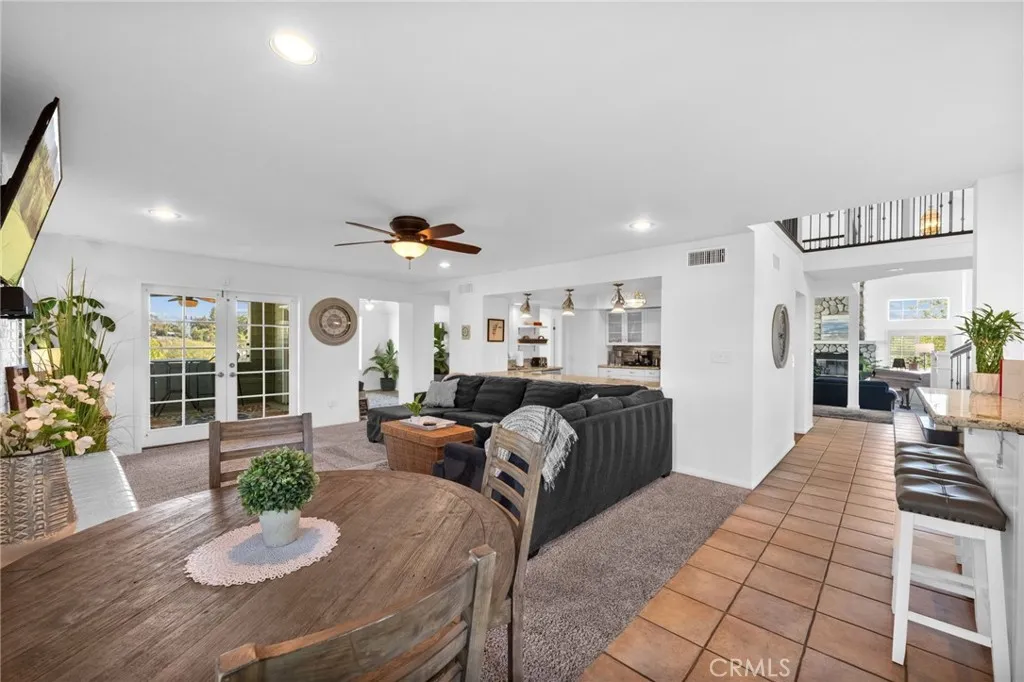 36350 Calle Poco, Temecula, California 92592 home-pic-23