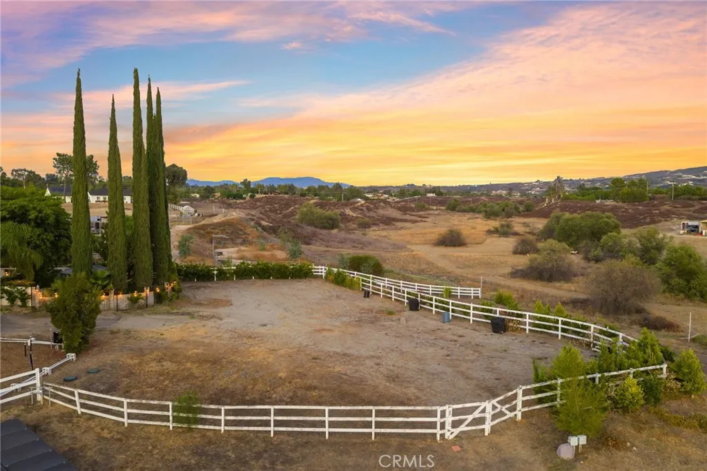 36350 Calle Poco, Temecula, California 92592 home-pic-11