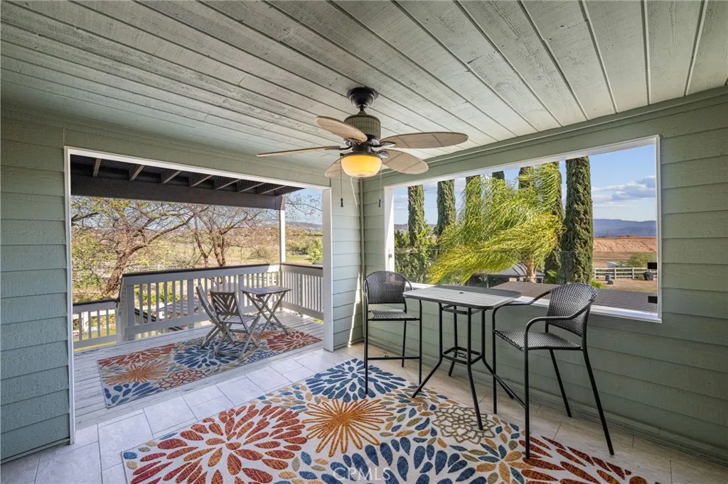 36350 Calle Poco, Temecula, California 92592 home-pic-35