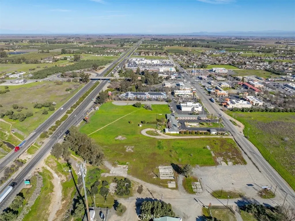 1075 99w, Corning, California 96021 — photo 4