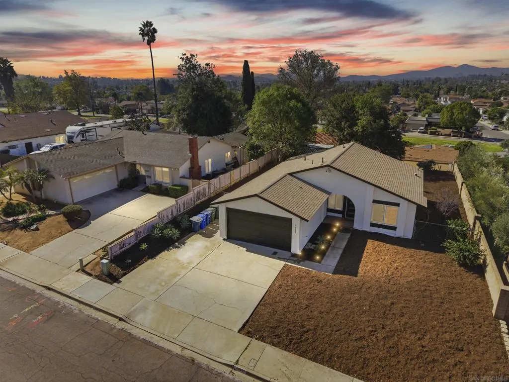 1151 Conway Dr, Escondido, California 92027 home-pic-26