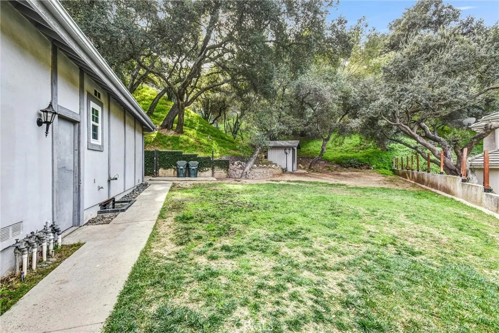 34 Hidden Valley Road, Monrovia, California 91016 home-pic-29