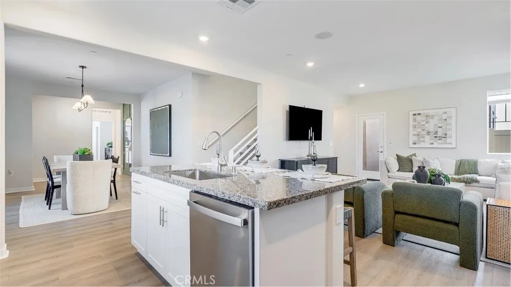 1750 Eagle Road, Rialto, California 92376 home-pic-4