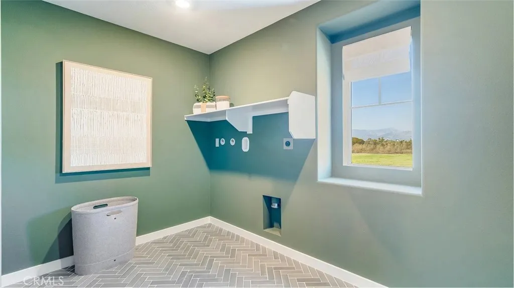 1750 Eagle Road, Rialto, California 92376 home-pic-18