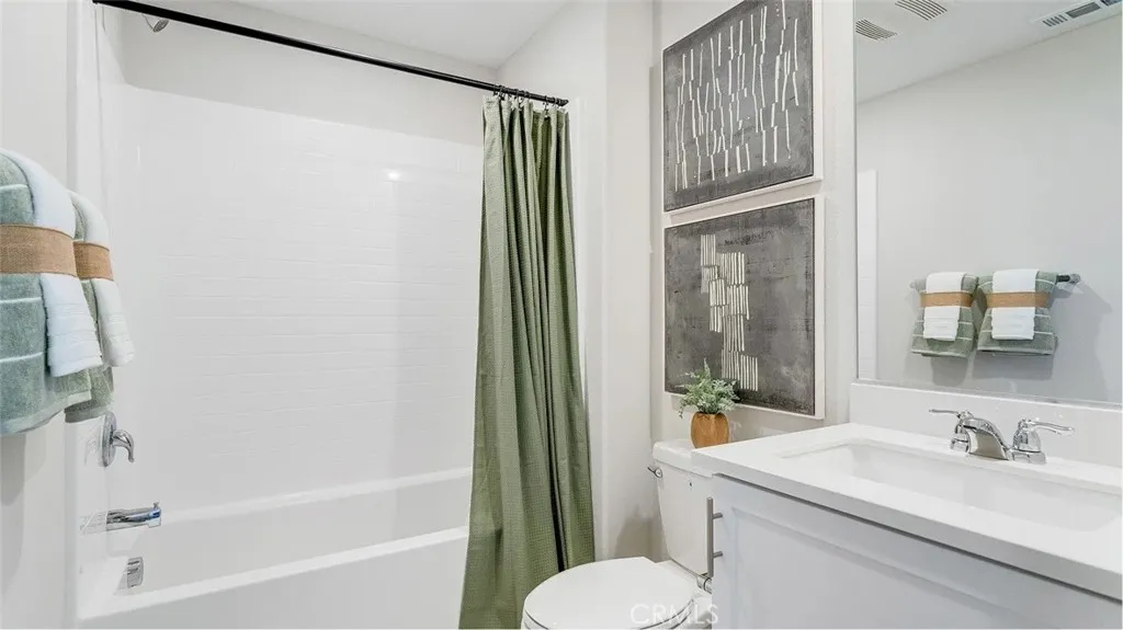 1750 Eagle Road, Rialto, California 92376 home-pic-10