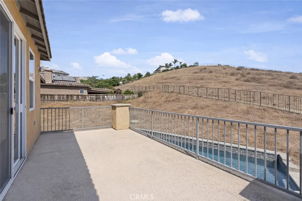 16395 Ridge Field, Riverside, California 92503 home-pic-26