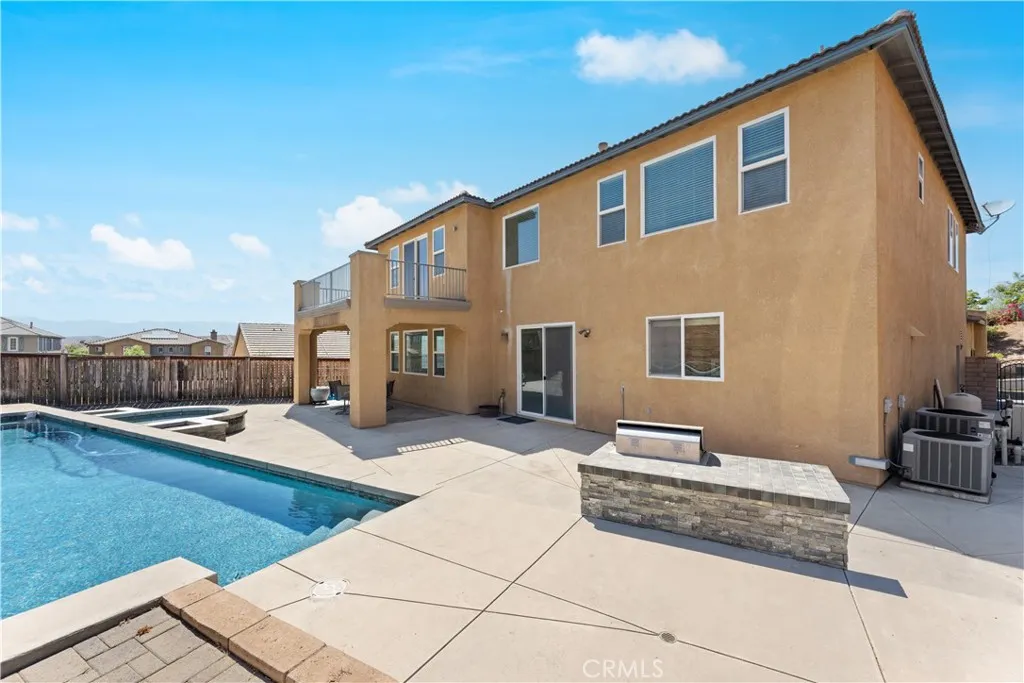 16395 Ridge Field, Riverside, California 92503 home-pic-40