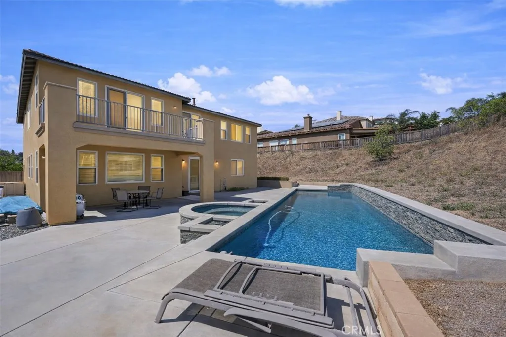16395 Ridge Field, Riverside, California 92503 home-pic-7