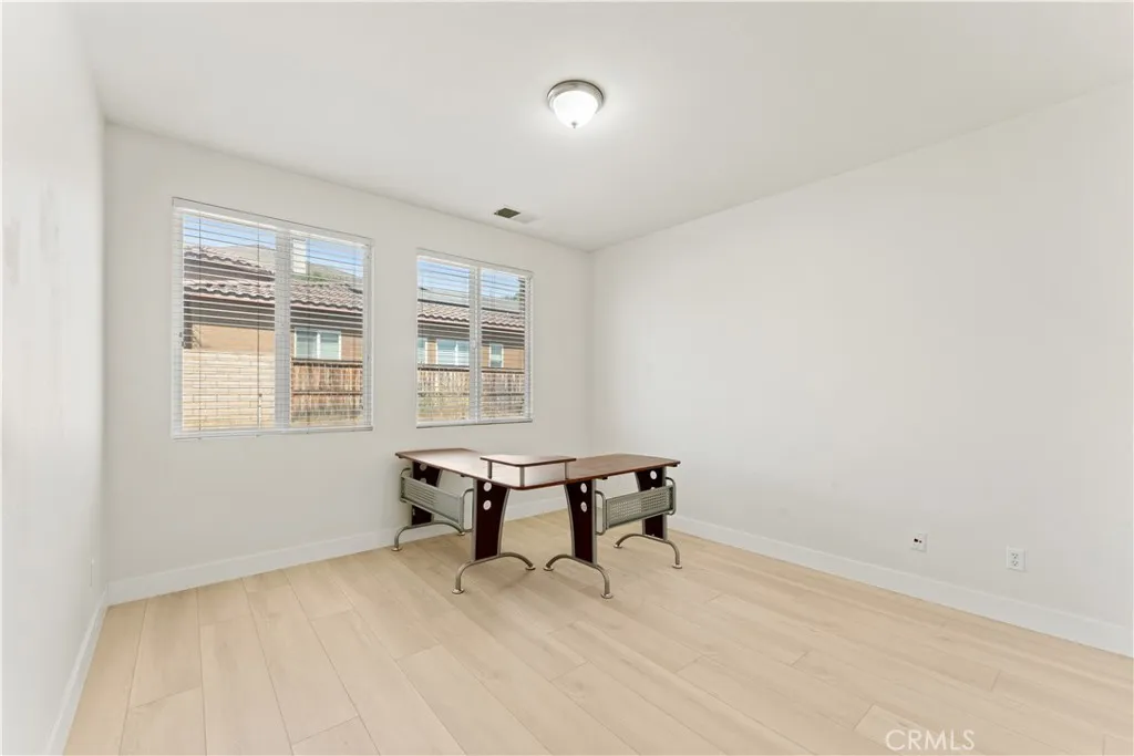 16395 Ridge Field, Riverside, California 92503 home-pic-35