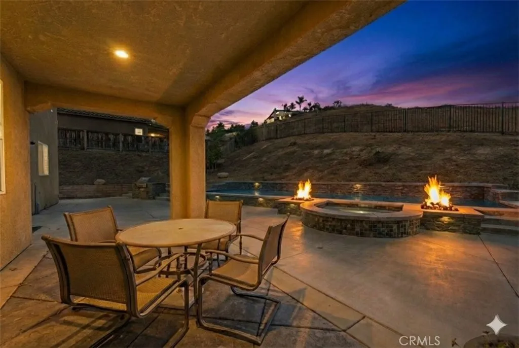 16395 Ridge Field, Riverside, California 92503 home-pic-41