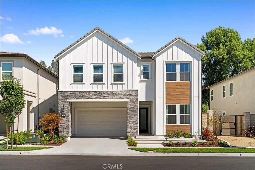 360 Riverbend, Lake Forest, California 92630 home-pic-1