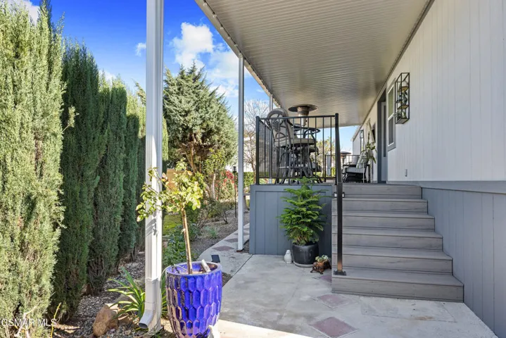 B1A7498-006-053-3000x2001