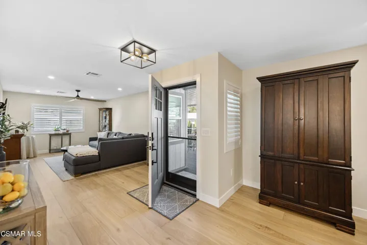 B1A7565-022-031-3000x2001