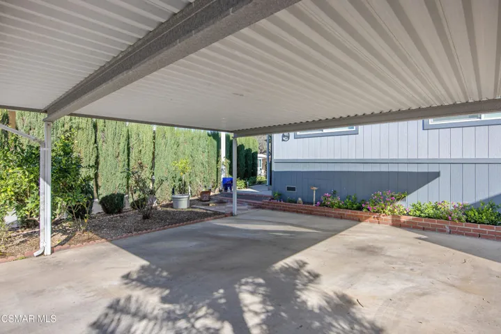 B1A7717-062-020-3000x2001