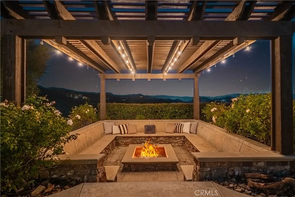 30635 Sorrel Lane, Canyon Lake, California 92587 home-pic-9