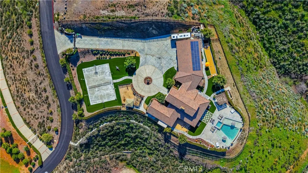 30635 Sorrel Lane, Canyon Lake, California 92587 home-pic-15