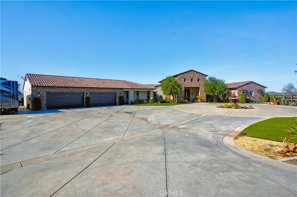 30635 Sorrel Lane, Canyon Lake, California 92587 home-pic-21