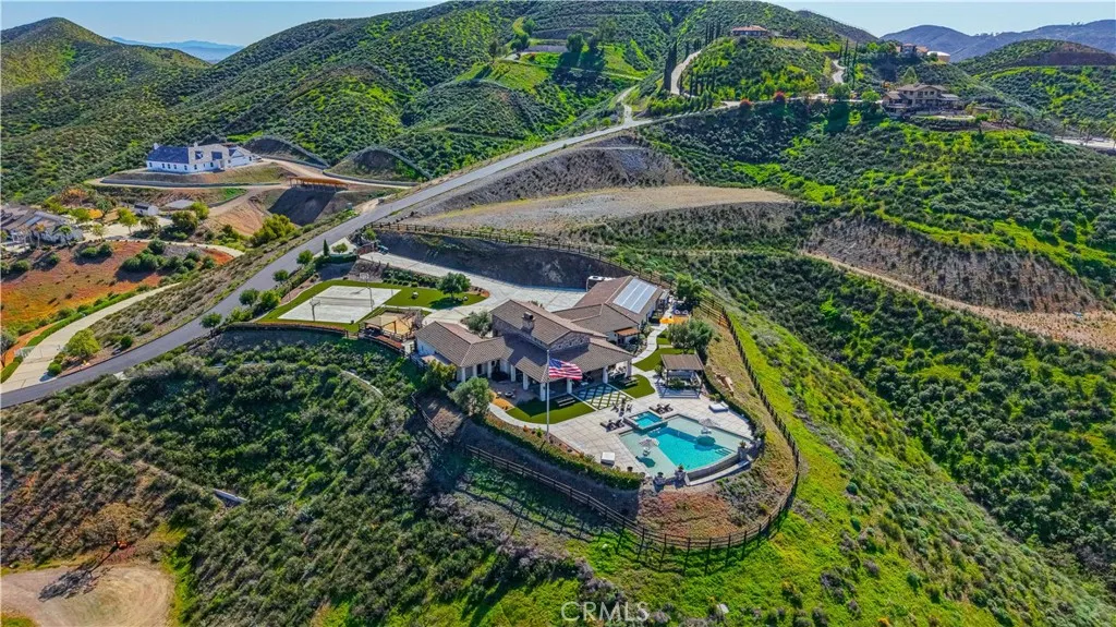 30635 Sorrel Lane, Canyon Lake, California 92587 home-pic-14
