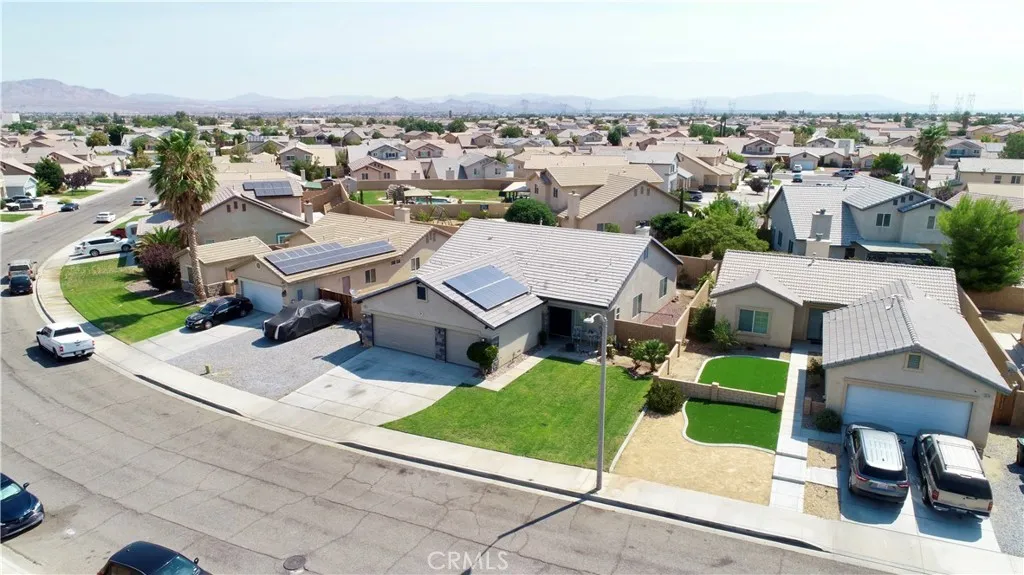 13525 Evanston Street, Victorville, California 92392 home-pic-7