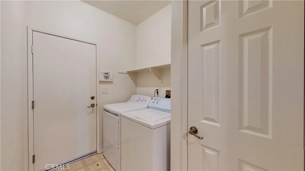 13525 Evanston Street, Victorville, California 92392 home-pic-24