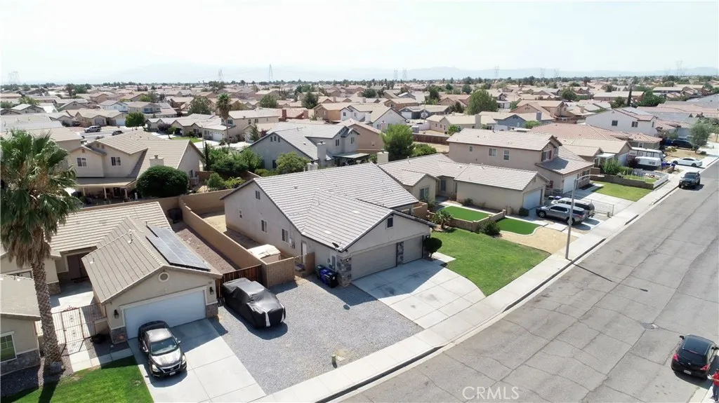 13525 Evanston Street, Victorville, California 92392 home-pic-6