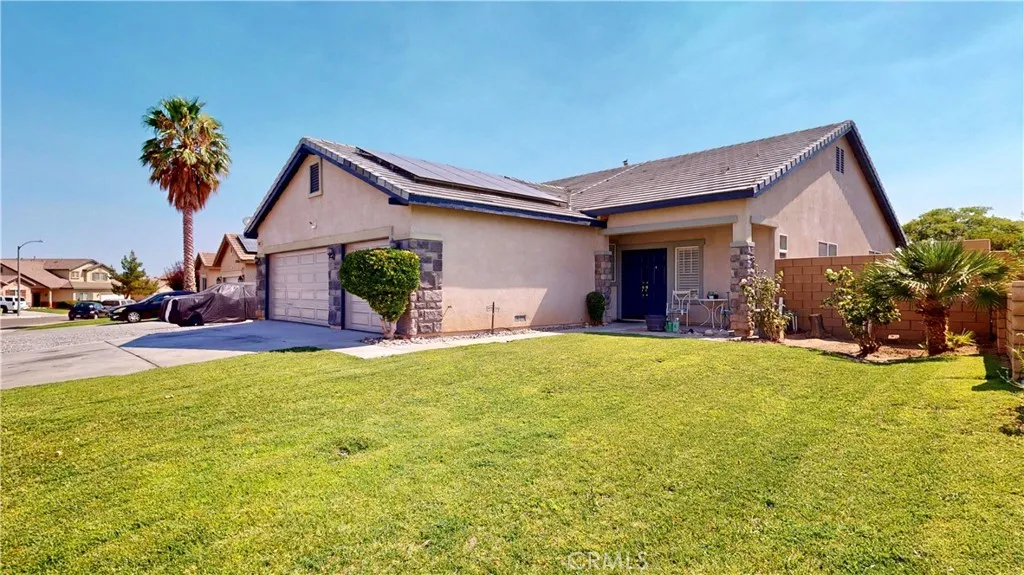 13525 Evanston Street, Victorville, California 92392 home-pic-3