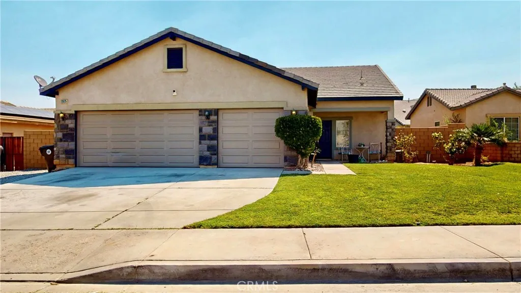 13525 Evanston Street, Victorville, California 92392 home-pic-1