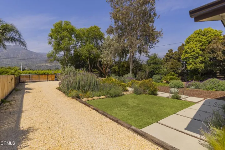 S8C_1994 E Ojai Ave_19