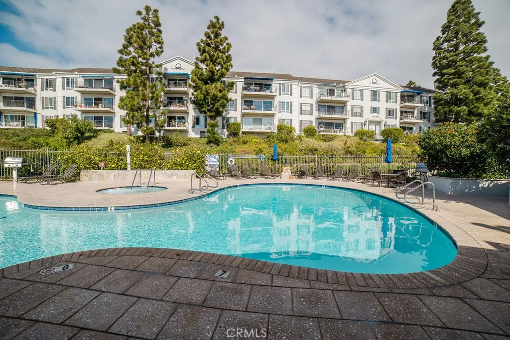 300 Cagney 208, Newport Beach, California 92663 home-pic-28