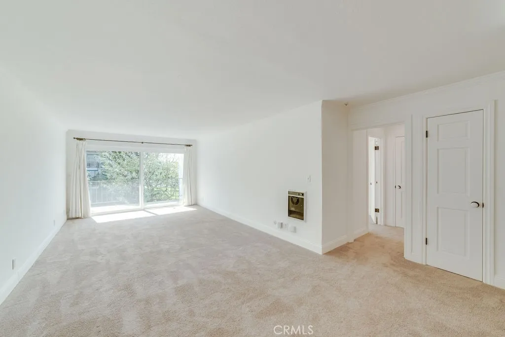 300 Cagney 208, Newport Beach, California 92663 home-pic-6