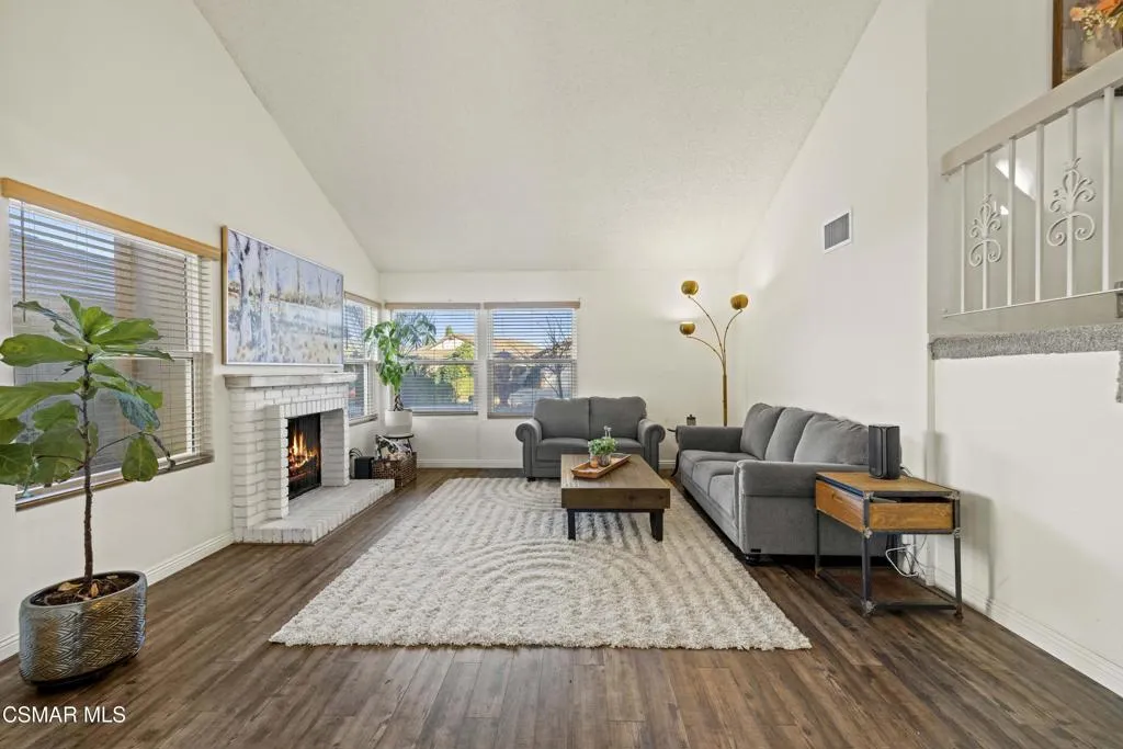 35 Ilex Drive, Newbury Park, California 91320 home-pic-17