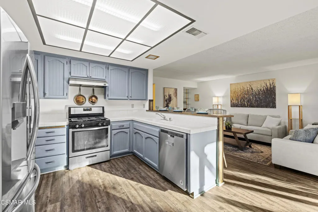 35 Ilex Drive, Newbury Park, California 91320 home-pic-26