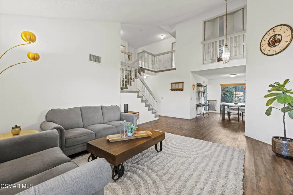 35 Ilex Drive, Newbury Park, California 91320 home-pic-19