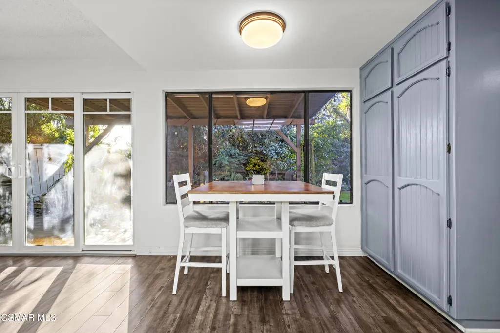 35 Ilex Drive, Newbury Park, California 91320 home-pic-25