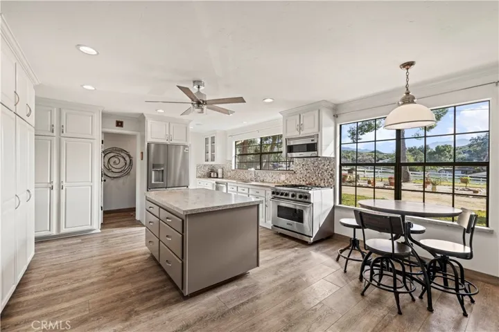 Updated kitchen with eat in dining area