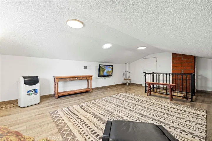 Attic room - pull down stairs