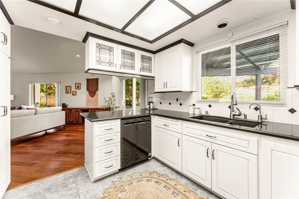 1257 Citrus, Upland, California 91784 home-pic-20