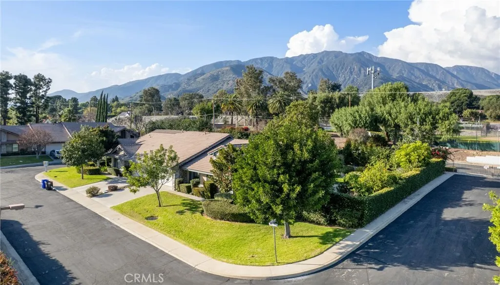 1257 Citrus, Upland, California 91784 home-pic-5